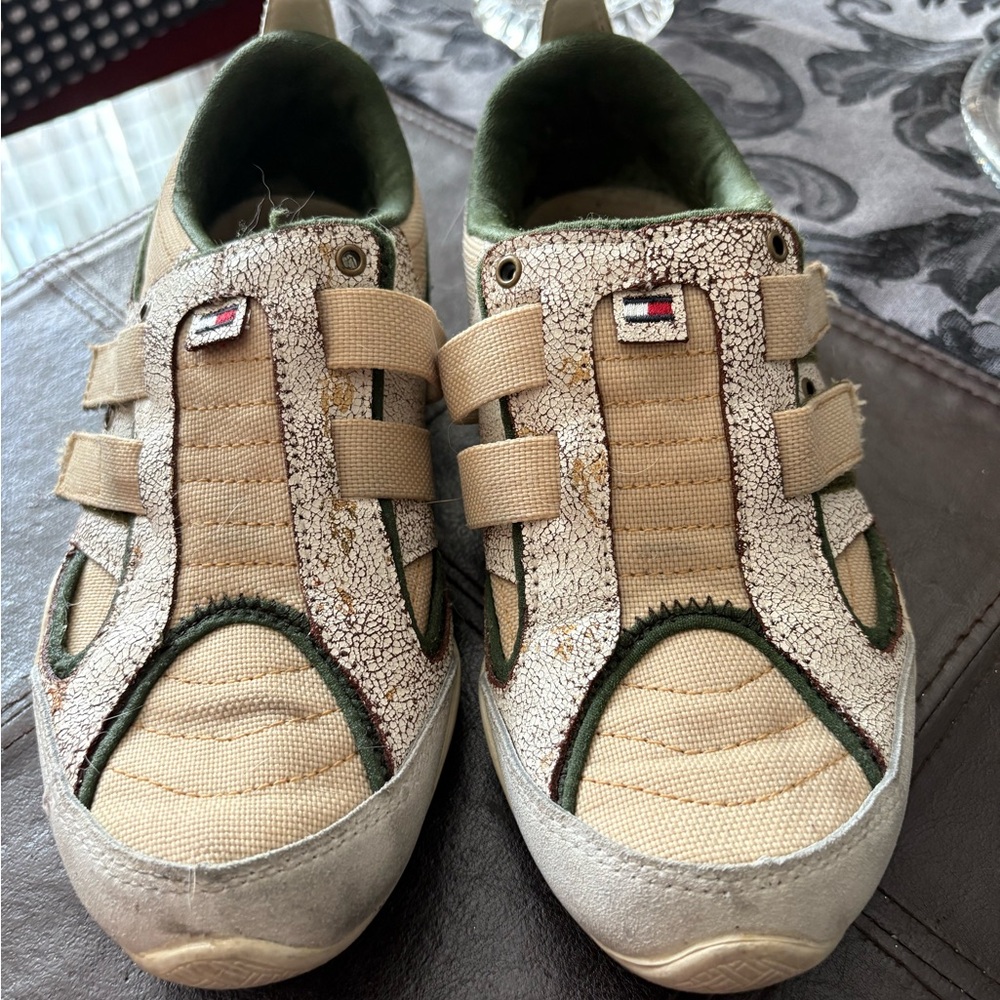 Tommy Hilfiger Beige and Green Sneakers